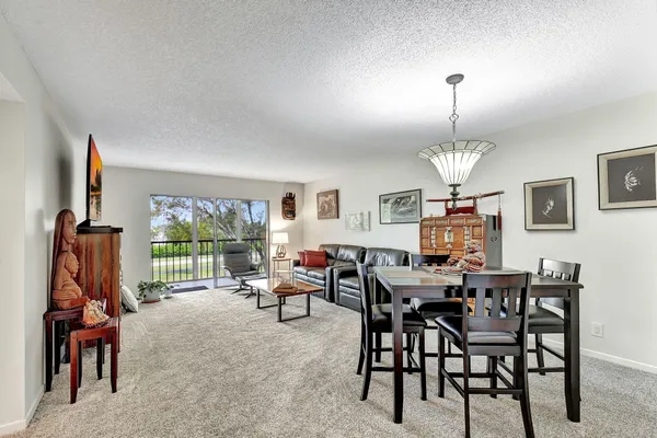 Property Slideshow image 3 of 22 | 7185 huntington ln apt 301, Delray Beach, FL, 33446