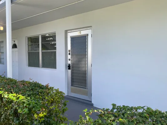 Property Slideshow image 2 of 40 | 95 cambridge e unit e, West Palm Beach, FL, 33417