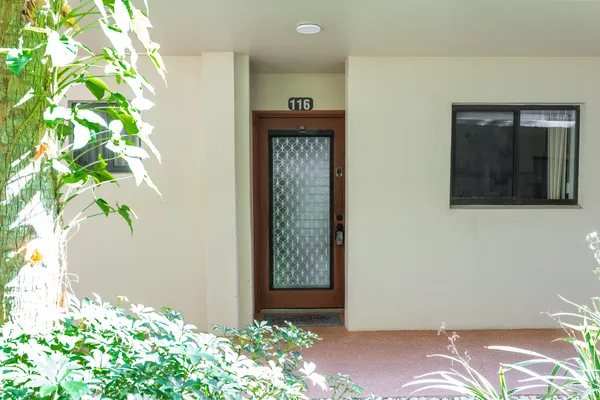 Property Slideshow image 3 of 37 | 5250 las verdes cir apt 116, Delray Beach, FL, 33484