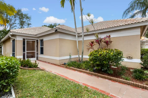 Property Slideshow image 3 of 44 | 12958 hampton lakes cir, Boynton Beach, FL, 33436