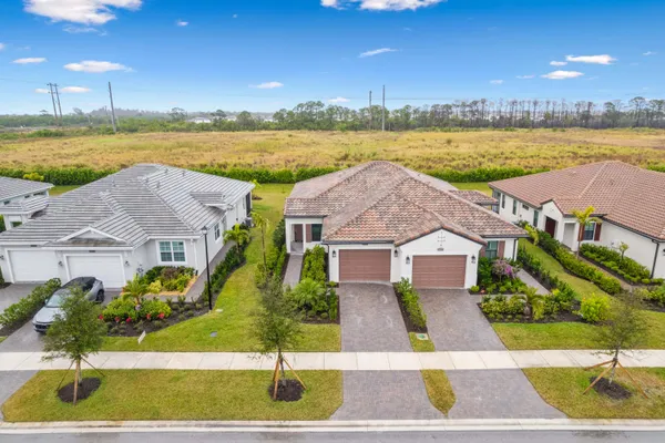 Property Slideshow image 2 of 44 | 27064 sw viterbo way, Port St Lucie, FL, 34986