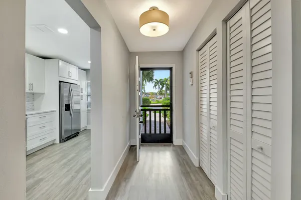 Property Slideshow image 3 of 54 | 31 southport ln c, Boynton Beach, FL, 33436