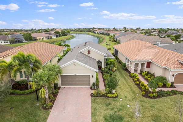 Property Slideshow image 3 of 34 | 9597 sw royal poinciana dr, Port St Lucie, FL, 34987
