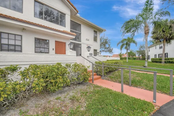 Property Slideshow image 2 of 70 | 9735 pavarotti ter 204 ter 204, Boynton Beach, FL, 33437