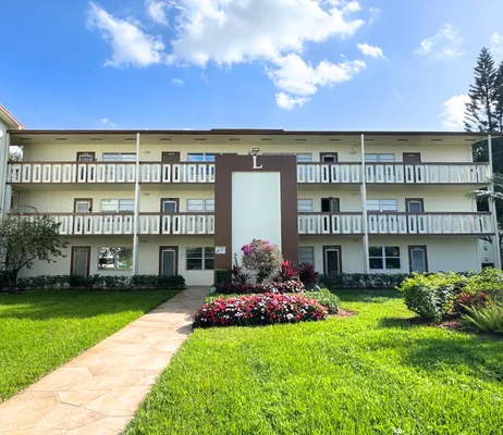 Property Slideshow image 2 of 49 | 484 mansfield l, Boca Raton, FL, 33434