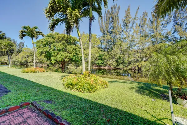 Property Slideshow image 2 of 21 | 390 durham m m, Deerfield Beach, FL, 33442