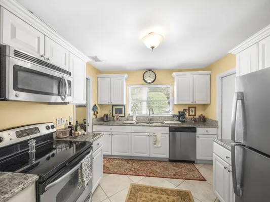 Property Slideshow image 3 of 17 | 18390 se courtview cir, Jupiter, FL, 33469