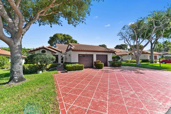 Property Slideshow image 2 of 75 | 6040 waldwick cir, Delray Beach, FL, 33484