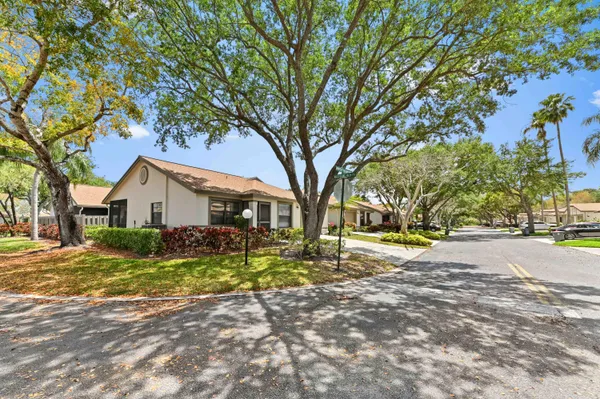 Property Slideshow image 3 of 56 | 18538 breezy palm way, Boca Raton, FL, 33496