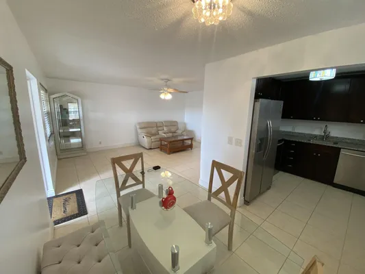 Property Slideshow image 3 of 32 | 224 chatham k, West Palm Beach, FL, 33417