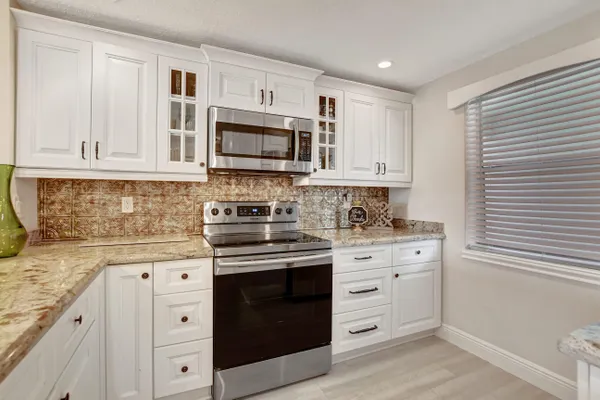 Property Slideshow image 3 of 29 | 9810 marina blvd 1120, Boca Raton, FL, 33428