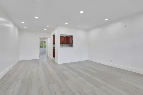 Property Slideshow image 2 of 23 | 110 dorchester e, West Palm Beach, FL, 33417