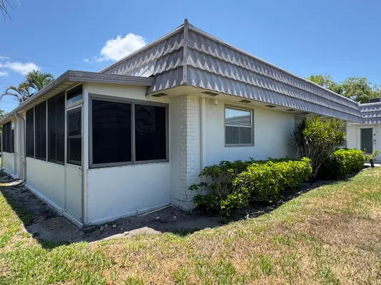 Property Slideshow image 3 of 14 | 52 valencia c c, Delray Beach, FL, 33446