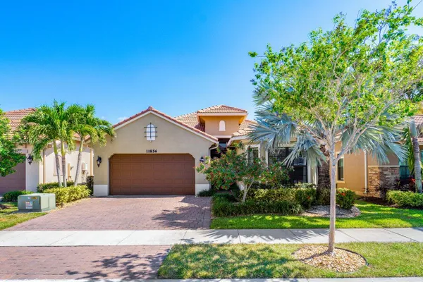 Property Slideshow image 3 of 48 | 11856 leon cir, Parkland, FL, 33076