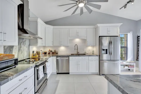 Property Slideshow image 2 of 63 | 3399 jog park dr, Greenacres, FL, 33467