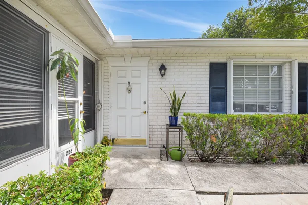 Property Slideshow image 3 of 44 | 10164 40th way s # 256, Boynton Beach, FL, 33436