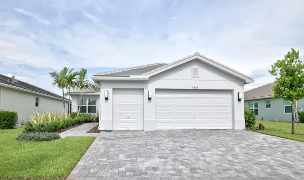 Property Slideshow image 3 of 87 | 11886 sw poseidon way, Port St Lucie, FL, 34987
