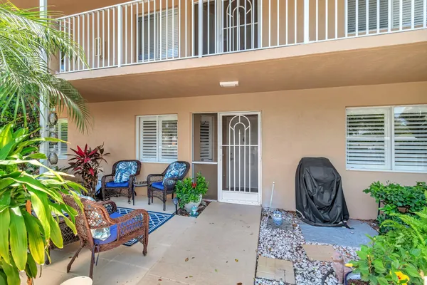 Property Slideshow image 2 of 31 | 5914 regal glen dr apt 107, Boynton Beach, FL, 33437