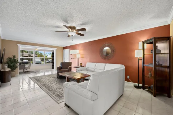 Property Slideshow image 3 of 33 | 1422 high point way b, Delray Beach, FL, 33445