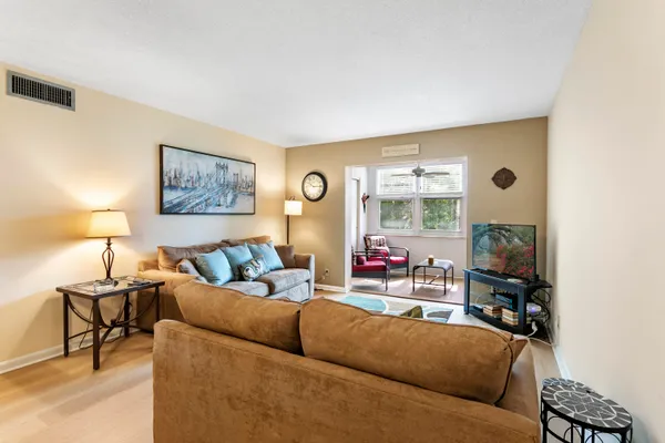 Property Slideshow image 3 of 24 | 2600 ne 1st ln 3110, Boynton Beach, FL, 33435