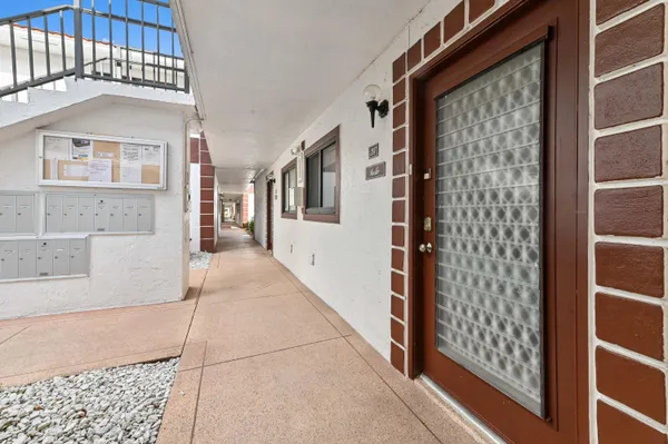 Property Slideshow image 2 of 60 | 15451 pembridge dr 207, Delray Beach, FL, 33484