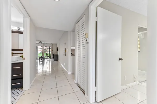 Property Slideshow image 3 of 60 | 15451 pembridge dr 207, Delray Beach, FL, 33484