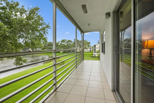Property Slideshow image 2 of 65 | 368 dorset i, Boca Raton, FL, 33434