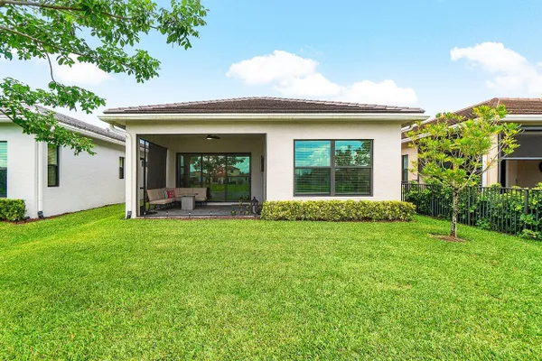 Property Slideshow image 3 of 45 | 16070 key biscayne ln, The Acreage, FL, 33470
