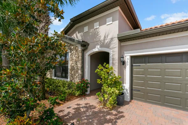 Property Slideshow image 3 of 48 | 560 se monet dr, Port St Lucie, FL, 34984