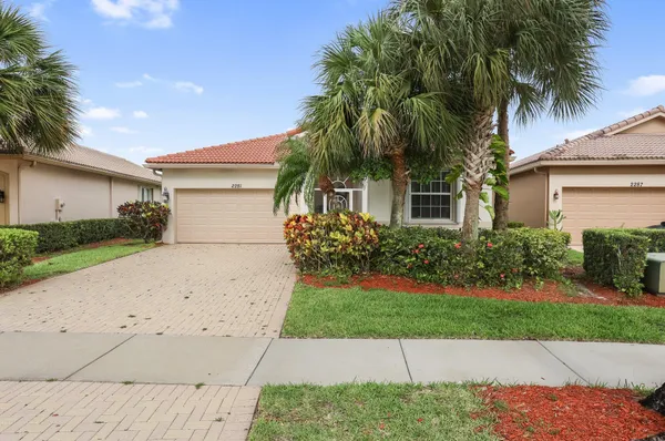 Property Slideshow image 3 of 40 | 2281 egret cove dr, West Palm Beach, FL, 33411