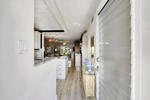 Property Slideshow image 3 of 28 | 2615 ne 1st ct 204, Boynton Beach, FL, 33435