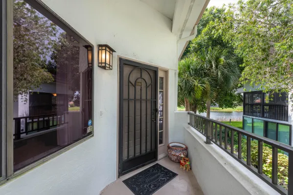 Property Slideshow image 3 of 67 | 15354 strathearn dr 12604, Delray Beach, FL, 33446