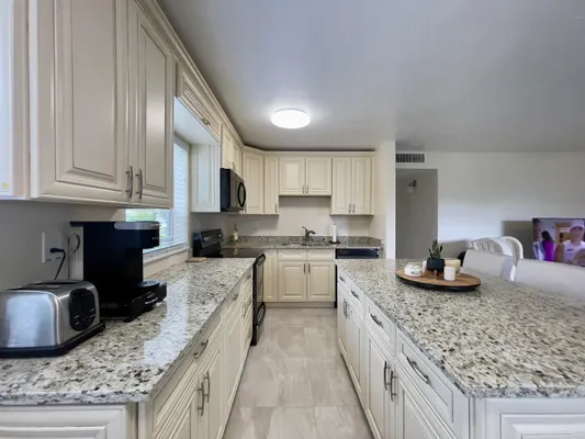 Property Slideshow image 3 of 30 | 117 flanders c, Delray Beach, FL, 33484