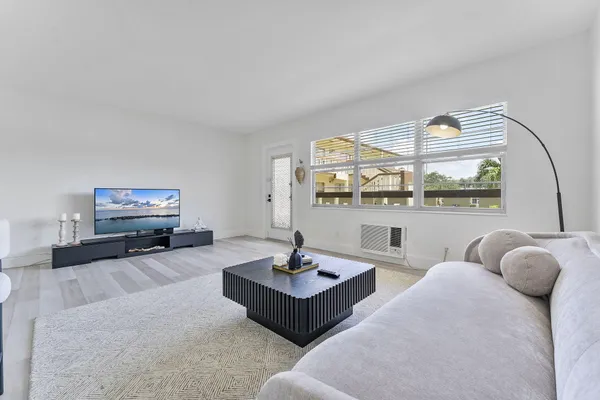 Property Slideshow image 2 of 24 | 275 mansfield g 275, Boca Raton, FL, 33434