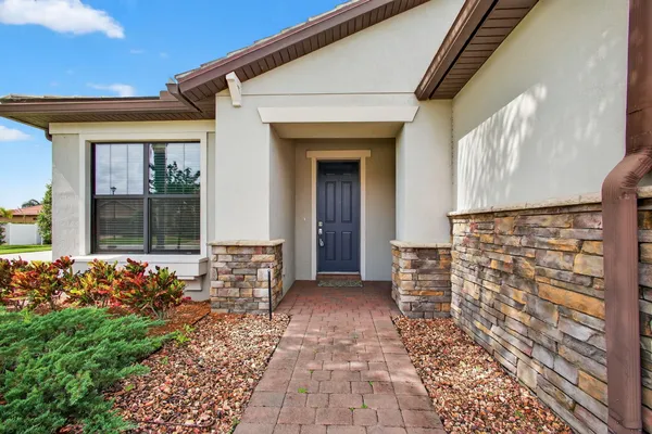 Property Slideshow image 3 of 77 | 194 se courances dr, Port St Lucie, FL, 34984