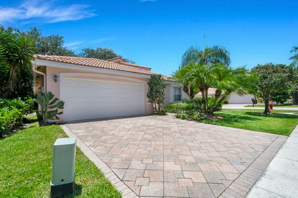 Property Slideshow image 3 of 40 | 12055 tevere dr, Boynton Beach, FL, 33437