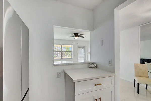 Property Slideshow image 3 of 79 | 326 camden, West Palm Beach, FL, 33417