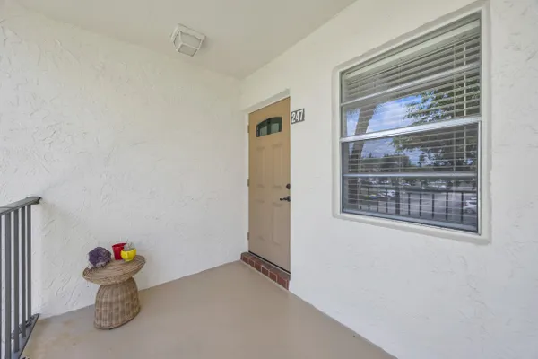 Property Slideshow image 2 of 29 | 150 lake meryl dr apt 247, West Palm Beach, FL, 33411