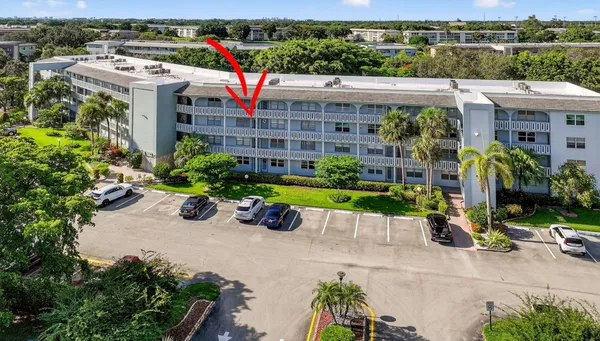 Property Slideshow image 3 of 20 | 3001 portofino isle g3, Coconut Creek, FL, 33066