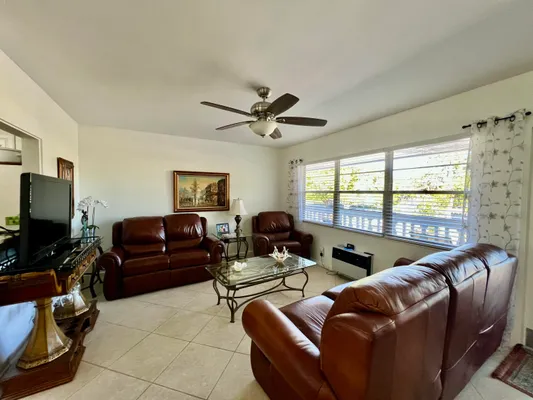 Property Slideshow image 2 of 44 | 180 tilford i, Deerfield Beach, FL, 33442