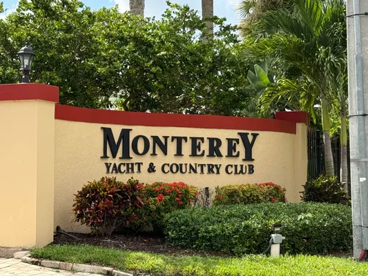 Property Slideshow image 3 of 34 | 1982 sw palm city rd f, Stuart, FL, 34994