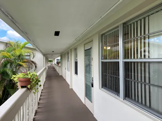 Property Slideshow image 3 of 29 | 103 prescott e unit e, Deerfield Beach, FL, 33442