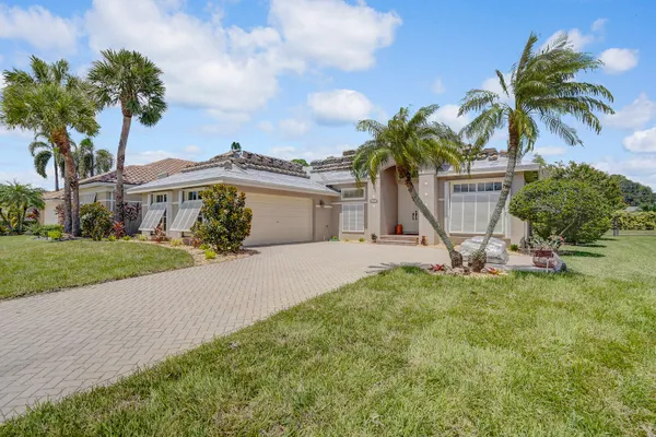 Property Slideshow image 3 of 48 | 6674 jog palm dr, Boynton Beach, FL, 33437