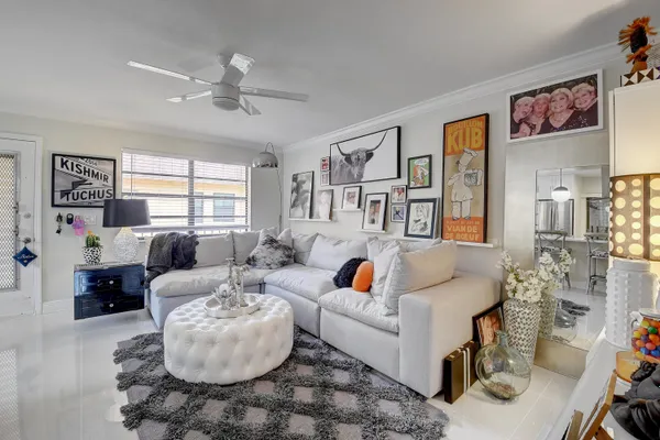 Property Slideshow image 3 of 37 | 274 capri f, Delray Beach, FL, 33484