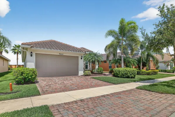 Property Slideshow image 2 of 36 | 9624 sw royal poinciana dr, Port St Lucie, FL, 34987