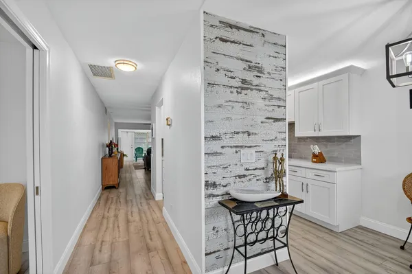 Property Slideshow image 2 of 23 | 2411 papaya dr 103, Delray Beach, FL, 33445