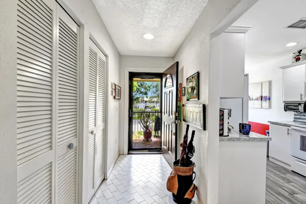 Property Slideshow image 3 of 84 | 15 stratford dr e b, Boynton Beach, FL, 33436