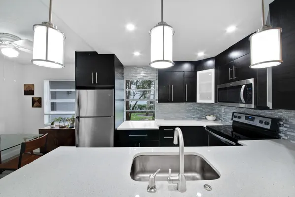 Property Slideshow image 2 of 32 | 21 normandy a, Delray Beach, FL, 33484