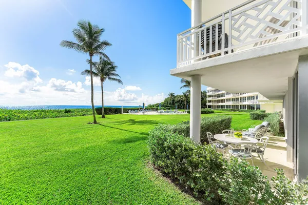 Property Slideshow image 3 of 42 | 1225 s ocean blvd apt 105, Delray Beach, FL, 33483