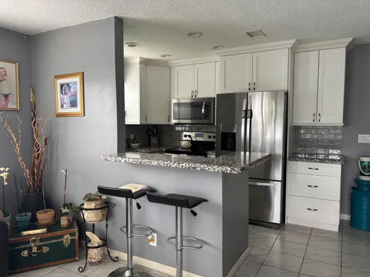 Property Slideshow image 2 of 18 | 287 camden l # 287, West Palm Beach, FL, 33417